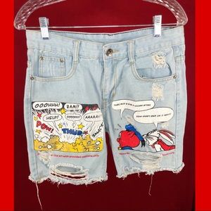 Comic jean short   So cute!